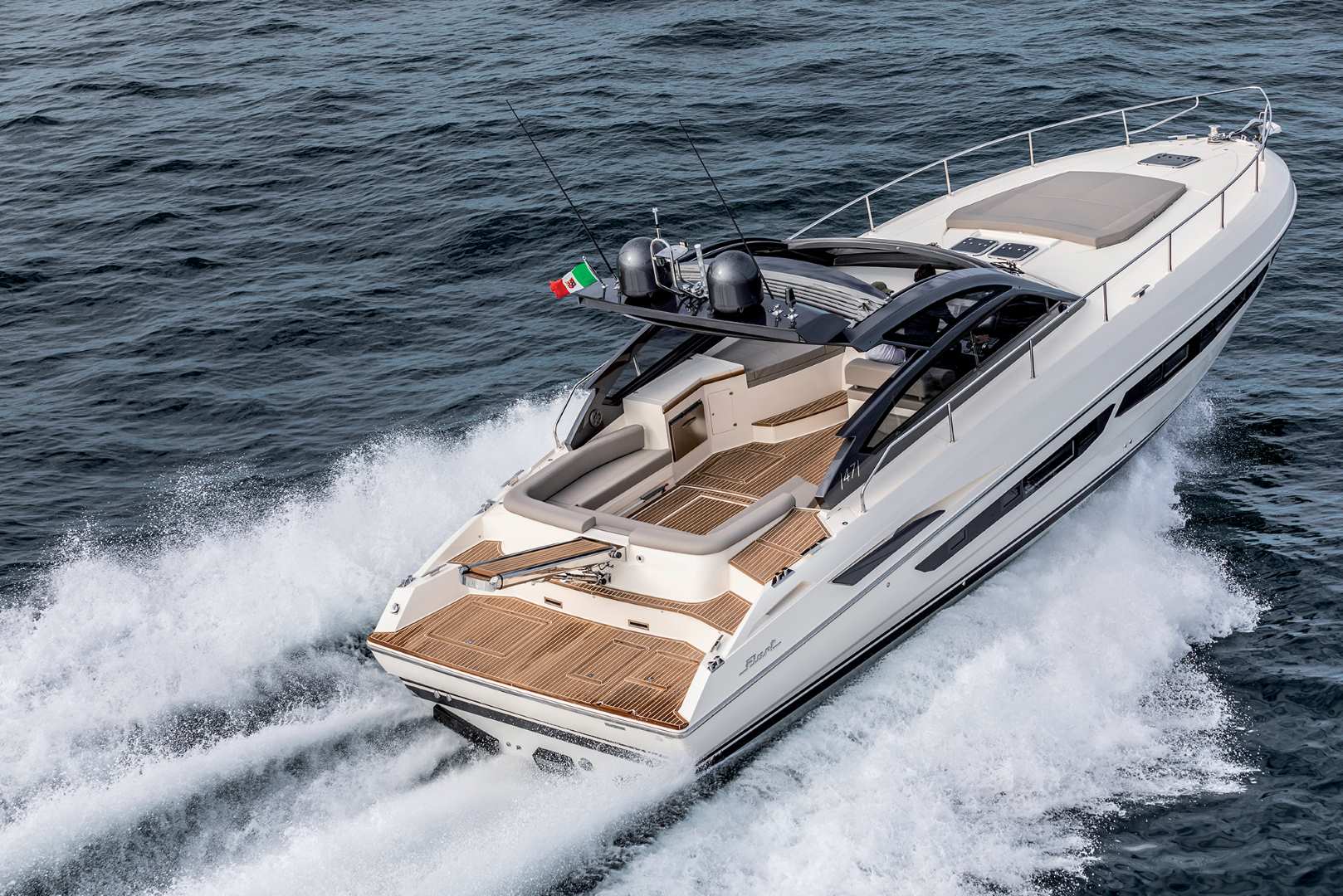 fiart-noleggio-yacht-salento-sunshine-gallipoli-porto-cesareo